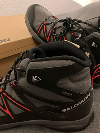 Salomon Daintree MID GTX 46 2/3 NUEVAS