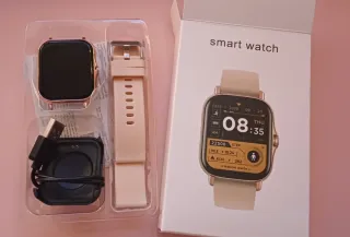 Smartwatch Beige y Dorado