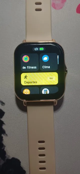 Smartwatch Beige y Dorado