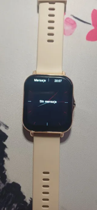 Smartwatch Beige y Dorado