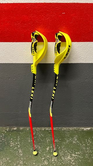 Bastones de esquí Leki con protección