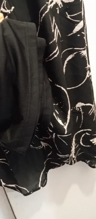 Vestido Bpc Selección floral negro