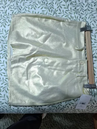 Minifalda dorada preciosa talla M a estrenar