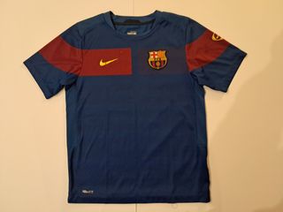 Camiseta de deporte Nike para niño de 8-10 años