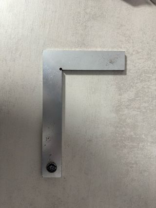 Escuadra de metal 90°