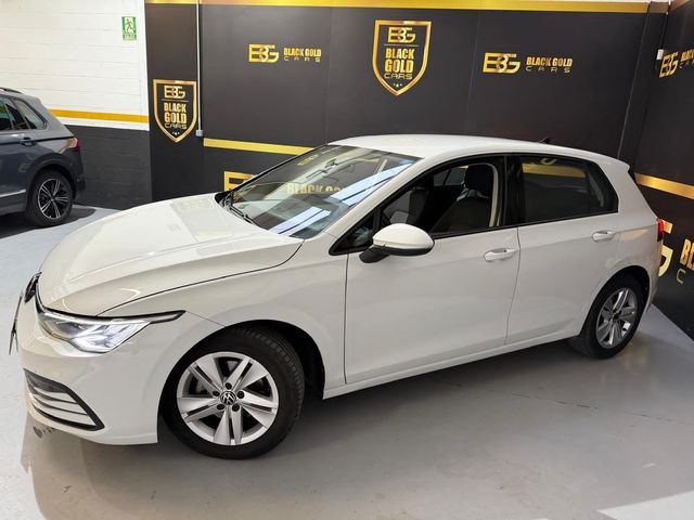 Volkswagen Golf 2021