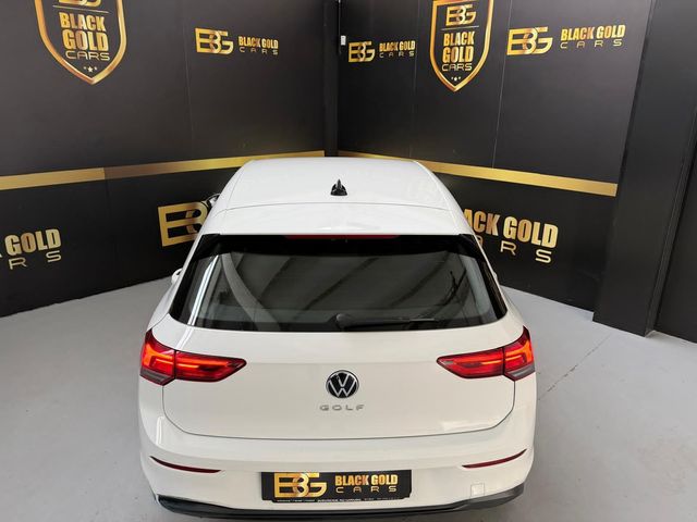 Volkswagen Golf 2021