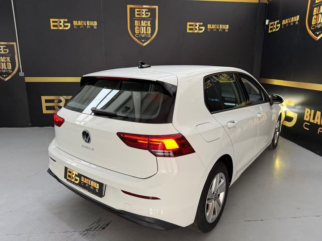 Volkswagen Golf 2021