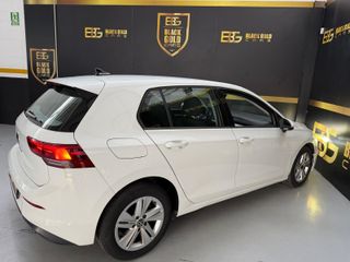 Volkswagen Golf 2021