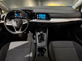 Volkswagen Golf 2021