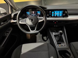 Volkswagen Golf 2021