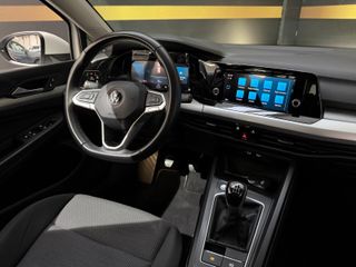 Volkswagen Golf 2021