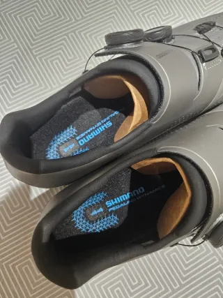 Zapatillas Shimano XC702 Talla 44 Plata/Gris