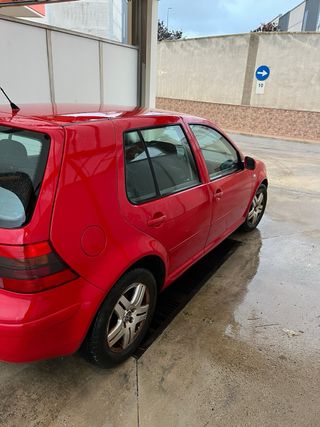 Volkswagen Golf 2002