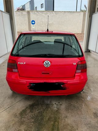 Volkswagen Golf 2002