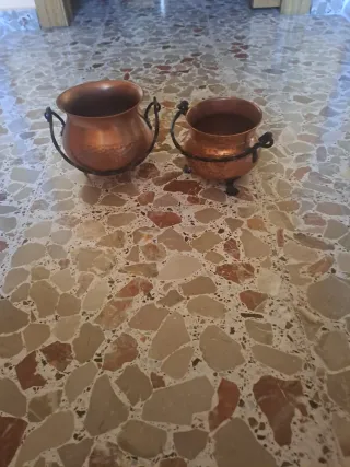 Cazuelas de cobre con asas