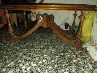 Mesa de centro madera y cristal ovalada