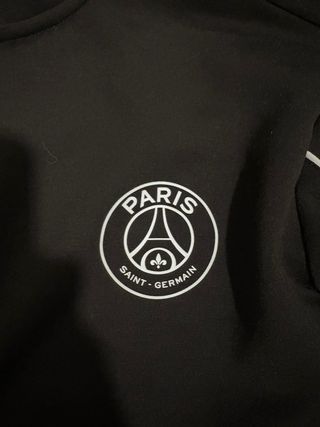 Sudadera PSG Negra con Detalles Blancos
