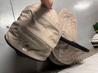 Capazo Joie Ramble XL y Silla Coche Bebé