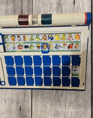 Indovina Chi? Gioco da Tavolo Classico