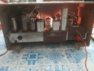 Radio Philips a valvole FM funzionante