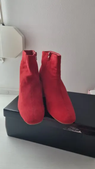 Botines rojos tacón ancho talla 38