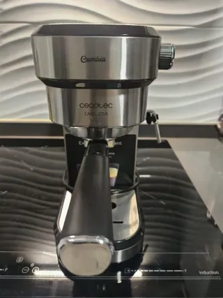 Cafetera Cecotec Cafelizxia 790