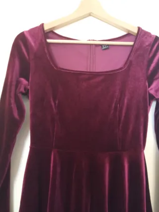 Vestido Terciopelo Granate Escote Cuadrado Manga L