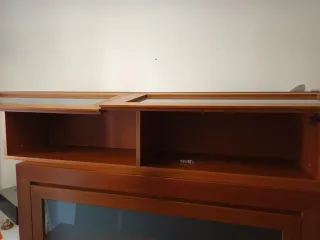 Estantería comedor madera y cristal