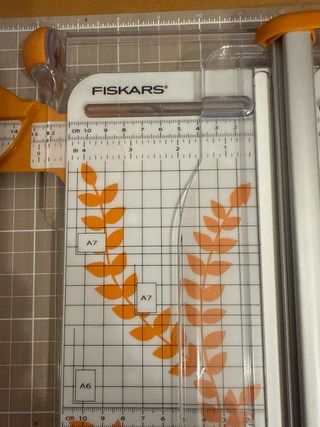 Cizalla Fiskars para manualidades
