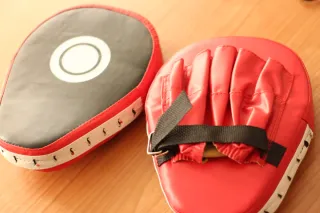 Manoplas de boxeo / Pawns.