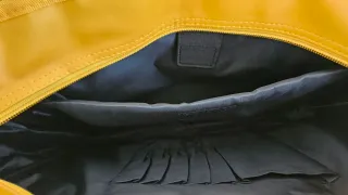 Bolso Bandolera Star Wars Disney Negro y Amarillo