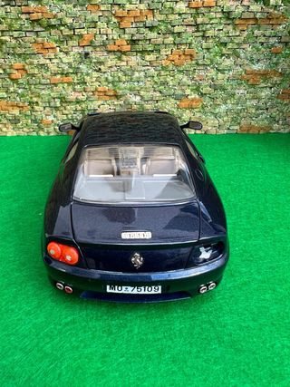 Ferrari 456 GT (1992) – Burago – Escala 1:18