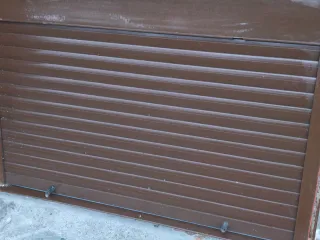 Ventana color nogal 120x80cm