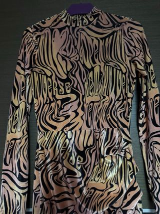 Vestido nuevo terciopelo Bershka