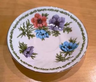 Taza y plato de porcelana March