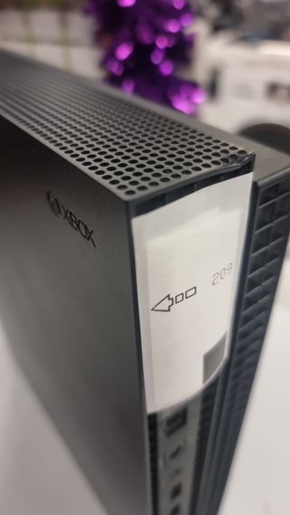 CONSOLA XBOX ONE X 1TB PROJECT SCORPIO