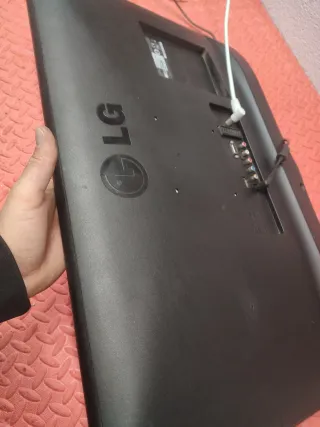 Televisión LG 28 pulgadas