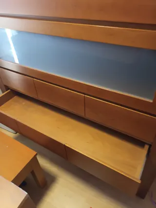 Mueble Comedor Madera y Cristal