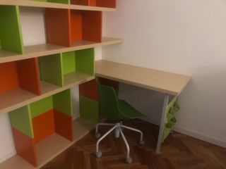 Libreria componibile colorata