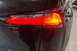 Lexus NX 2.5 300h Business Navigation 2WD