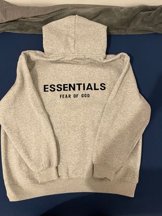 Tuta Essentials Grigia