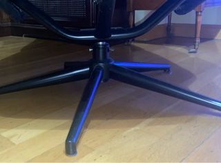 Butaca reclinable con puf