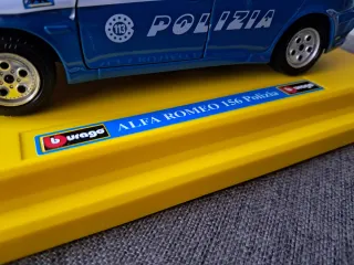 Burago Alfa Romeo 156 Polizia 1:24