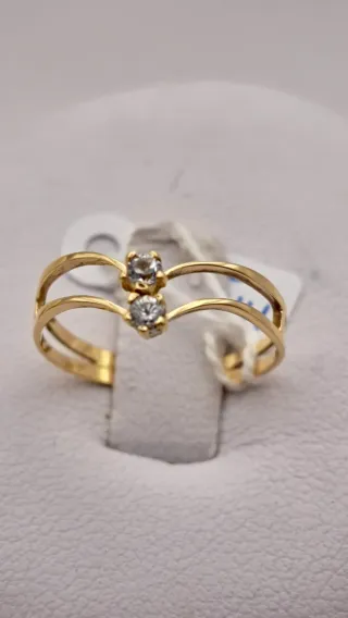 Anillo oro 18k con 2 circonitas