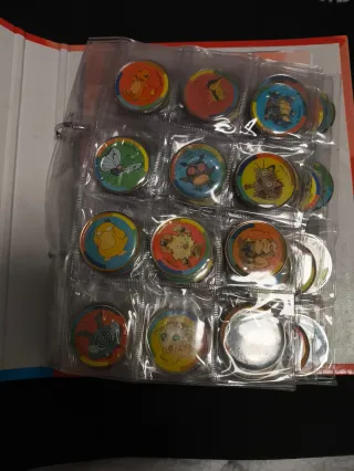 Álbum de Monedas de Metal 88/96 de Pokémon 2001