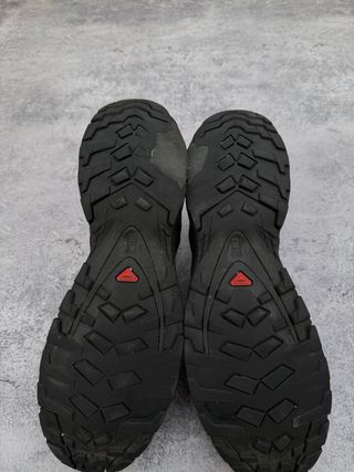 Salomon XA Pro 3D V8 Gore Tex Black