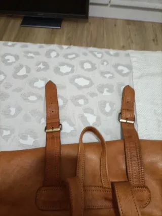 Mochila artesanal de cuero. Traída de fez