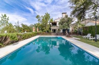 Chalet en alquiler en Alfacar