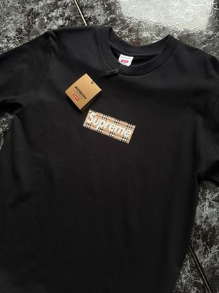 Camiseta Supreme